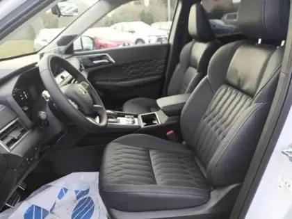 Photo 9 Mitsubishi Outlander  2.4 PHEV 306ch Instyle 4WD