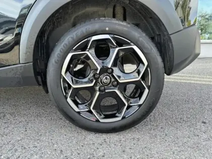 Photo 7 Citroën C3  1.2 Turbo 100ch MAX