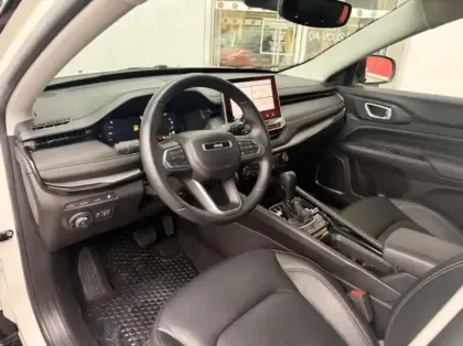 Photo 7 Jeep Compass  1.3 Turbo T4 240ch PHEV 4xe S AT6 eAWD