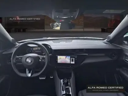 Photo 12 Alfa Romeo Junior  1.2 Ibrida 136ch DCT6
