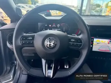 Photo 14 Alfa Romeo Junior  1.2 Ibrida 136ch DCT6