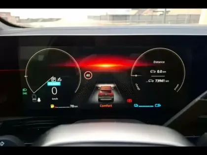 Photo 8 Renault Austral  1.2 E-Tech full hybrid 200ch Iconic esprit Alpine