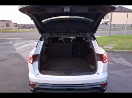 Photo 11 Renault Austral  1.2 E-Tech full hybrid 200ch Iconic esprit Alpine