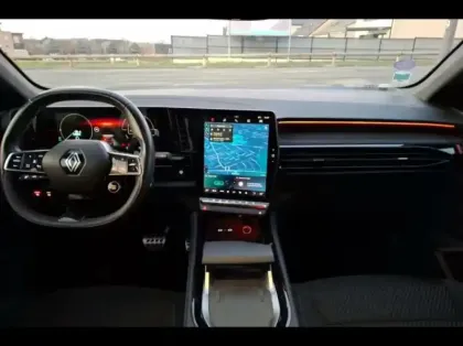 Photo 9 Renault Austral  1.2 E-Tech full hybrid 200ch Iconic esprit Alpine