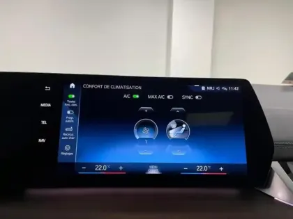 Photo 11 BMW Serie 2 Série 2 ActiveTourer 225e 245ch xDrive Luxury DKG7