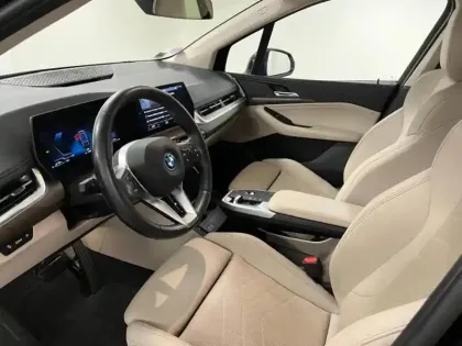 Photo 16 BMW Serie 2 Série 2 ActiveTourer 225e 245ch xDrive Luxury DKG7