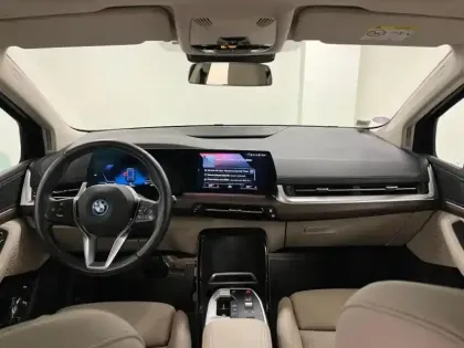 Photo 15 BMW Serie 2 Série 2 ActiveTourer 225e 245ch xDrive Luxury DKG7