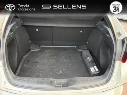 Photo 9 Toyota C-HR  1.8 Hybride 122ch Design Ultimate E-CVT