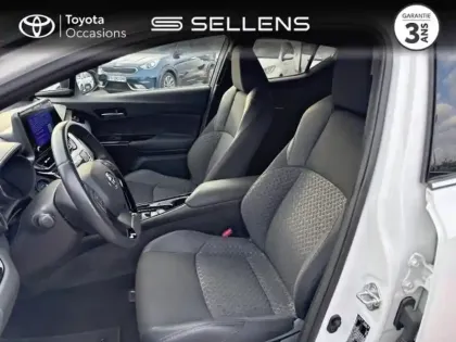 Photo 10 Toyota C-HR  1.8 Hybride 122ch Design Ultimate E-CVT