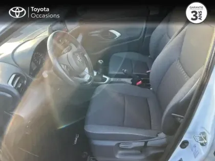 Photo 10 Toyota Yaris  70 VVT-i Dynamic 5p MY22