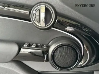 Photo 12 Mini Mini  5 Portes Cooper 136ch Edition Premium BVA7