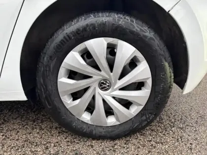 Photo 15 Volkswagen Polo Gén. VI Ph1 Lounge 5