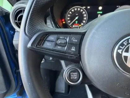 Photo 12 Alfa Romeo Tonale  1.3 PHEV 280ch Ti AT6 e-Q4