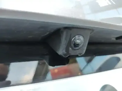 Photo 11 Peugeot 208  1.2 Hybrid 100ch Allure e-DCS6