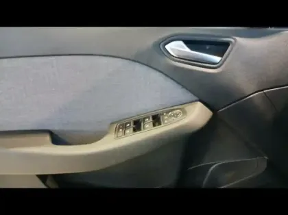 Photo 14 Renault Clio  1.0 TCe 90ch Techno - 25