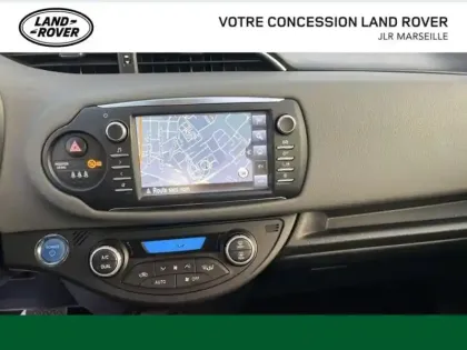 Photo 13 Toyota Yaris  100h France 5p MY19