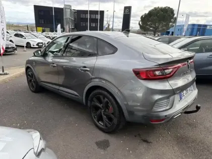 Photo 6 Renault Arkana  1.6 E-Tech hybride 145ch RS Line Fast Track