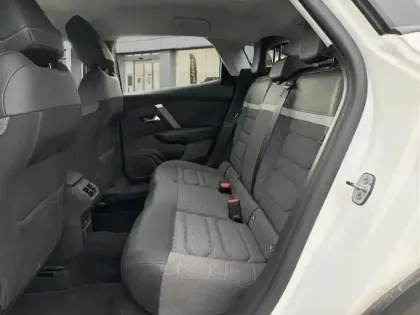 Photo 8 Citroën C4  BlueHDi 130ch S&S Feel Pack EAT8 120g