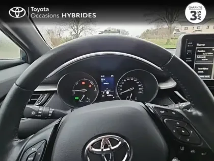 Photo 12 Toyota C-HR  1.8 Hybride 122ch Dynamic Ultimate E-CVT