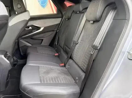 Photo 9 Peugeot 3008  1.2 Hybrid 136ch GT e-DCS6