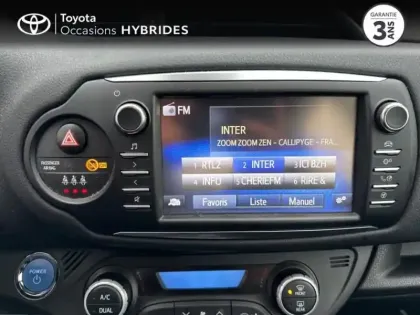 Photo 6 Toyota Yaris  100h Dynamic 5p RC19