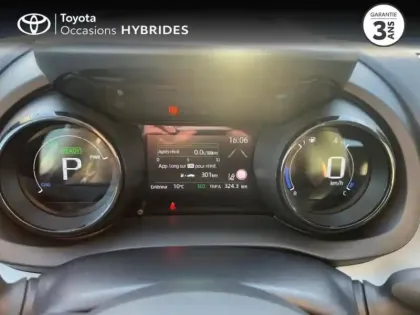 Photo 13 Toyota Yaris  116h Iconic 5p MY22