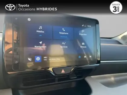 Photo 14 Toyota Yaris  116h Iconic 5p MY22