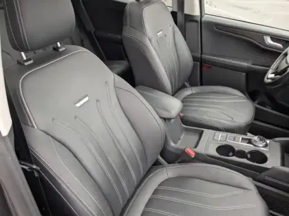 Photo 13 Ford Kuga Gén. III Ph1 Vignale 5