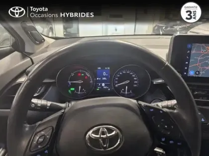 Photo 9 Toyota C-HR  1.8 Hybride 122ch Collection E-CVT
