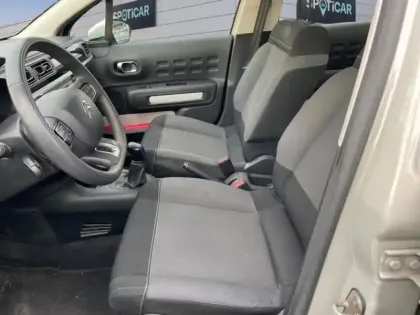 Photo 8 Citroën C3  1.2 PureTech 83ch S&S YOU!