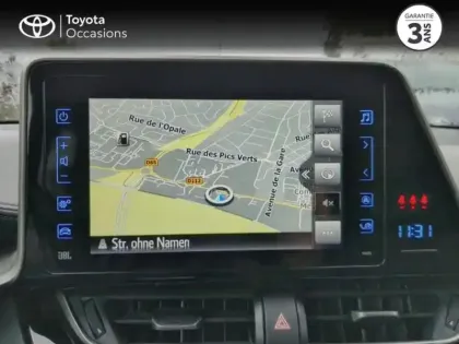 Photo 14 Toyota C-HR  122h Collection 2WD E-CVT Cuir Alcantara