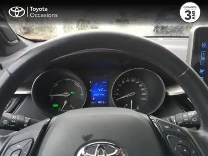 Photo 12 Toyota C-HR  122h Collection 2WD E-CVT Cuir Alcantara