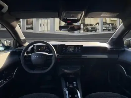 Photo 10 Lancia Ypsilon  1.2 Ibrida 100ch LX eDCT6