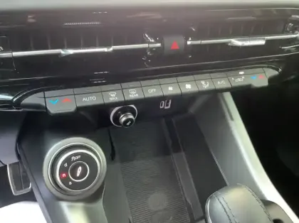 Photo 15 Alfa Romeo Tonale Nouveau 1.5 Hybrid 160 ch VGT TCT7 Veloce