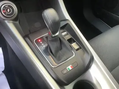 Photo 21 Alfa Romeo Tonale Nouveau 1.5 Hybrid 160 ch VGT TCT7 Veloce