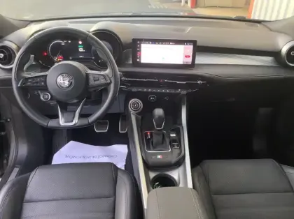 Photo 12 Alfa Romeo Tonale Nouveau 1.5 Hybrid 160 ch VGT TCT7 Veloce