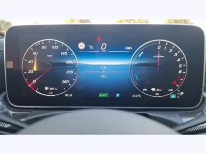Photo 23 Mercedes Classe C Berline 300 e Hybrid EQ AMG Line
