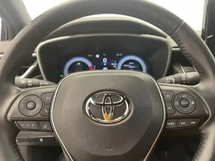 Photo 13 Toyota Corolla Hybride 140h Dynamic