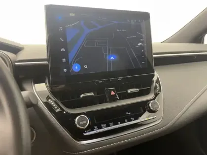 Photo 11 Toyota Corolla Hybride 140h Dynamic