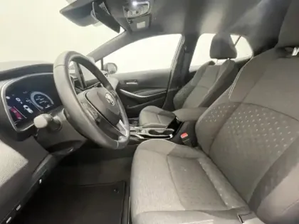 Photo 17 Toyota Corolla Hybride 140h Dynamic