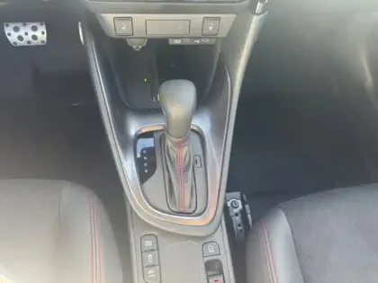 Photo 12 Toyota Yaris Hybride 130h GR SPORT