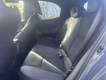 Photo 17 Toyota Yaris Hybride 130h GR SPORT