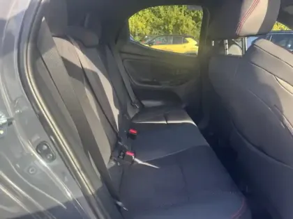 Photo 16 Toyota Yaris Hybride 130h GR SPORT