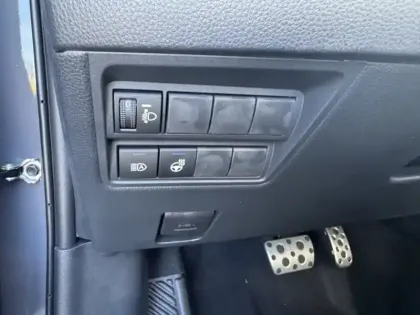 Photo 11 Toyota Yaris Hybride 130h GR SPORT