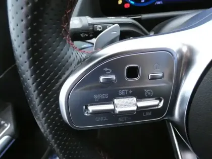 Photo 12 Mercedes Classe B 180 d AMG Line Edition