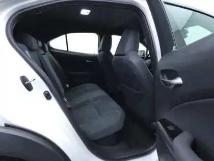 Photo 19 Lexus UX 250H 2WD Pack Confort Business