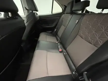 Photo 10 Toyota Yaris Gén. I Ph1 Collection 5