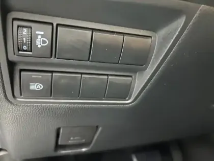 Photo 13 Toyota Yaris Gén. I Ph1 Collection 5