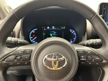 Photo 14 Toyota Yaris Gén. I Ph1 Collection 5