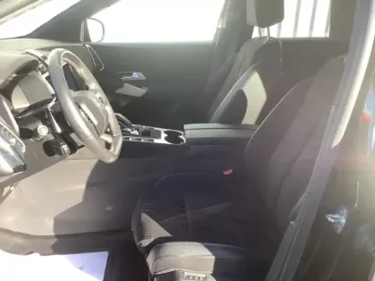 Photo 10 DS Ds 7 Nouveau BlueHDi 130 EAT8 Performance Line +